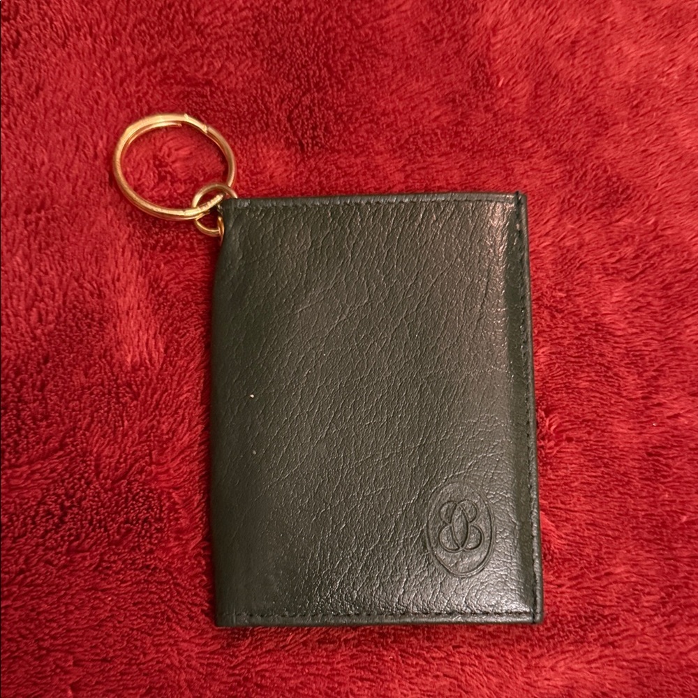 Buxton Black Leather Key Holder with Gold Ring